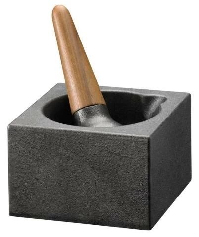 Skeppshult Designmörser Mit Walnuss-Stößel 3 Skeppshult Designmörser Mit Walnuss-Stößel