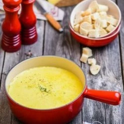 Le Creuset Caquelon Aus Gusseisen In Kirschrot 16 Cm / Ca. 1,0 Liter 6 Le Creuset Caquelon Aus Gusseisen In Kirschrot 16 Cm / Ca. 1,0 Liter -Casserole shop 2007140602460 LS02 neu l