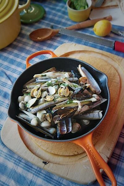 Le Creuset Brat- Und Servierpfanne Signature In Ofenrot 16 Cm / 12 Cm 5 Le Creuset Brat- Und Servierpfanne Signature In Ofenrot 16 Cm / 12 Cm – Bild 3