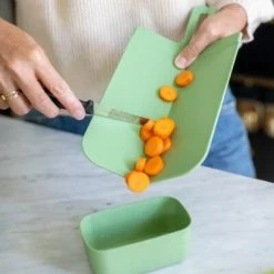 Koziol Faltbares Schneidebrett SNAP In Grün S -Casserole shop 7250 SNAP S 7199 703 1