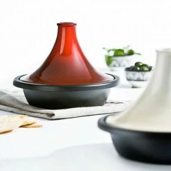 Le Creuset Tagine In Kirschrot 31 Cm / Ca. 26 Cm / 3,7 Liter -Casserole shop Gusseisen 37 klein l 1