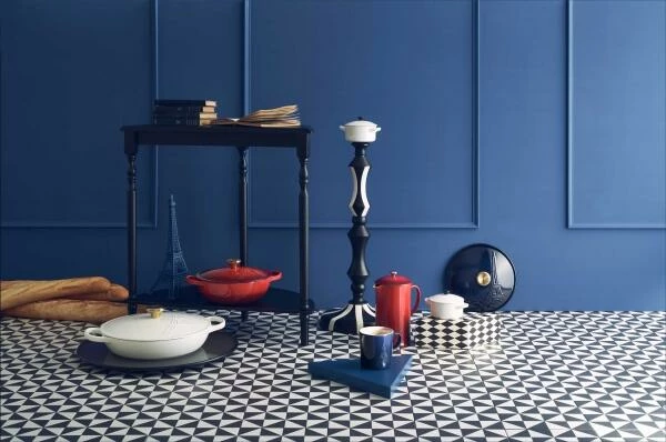 Le Creuset Gourmet-Profitopf Eiffelturm In Kirschrot 30 Cm 8 Le Creuset Gourmet-Profitopf Eiffelturm In Kirschrot 30 Cm – Bild 6