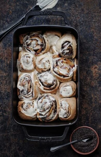 Staub Auflaufform Aus Gusseisen 30 X 20 Cm In Schwarz 6 Staub Auflaufform Aus Gusseisen 30 X 20 Cm In Schwarz – Bild 4