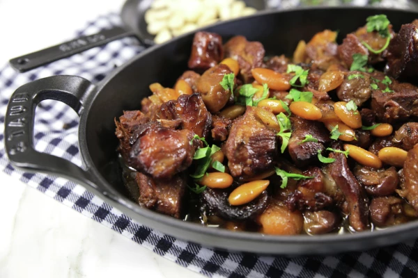 Staub Auflaufform Oval Aus Gusseisen In Schwarz 21 X 15 Cm 6 Staub Auflaufform Oval Aus Gusseisen In Schwarz 21 X 15 Cm – Bild 4